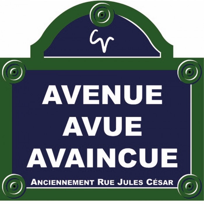 A COTE DE LA PLAQUE  Rendre à Jules